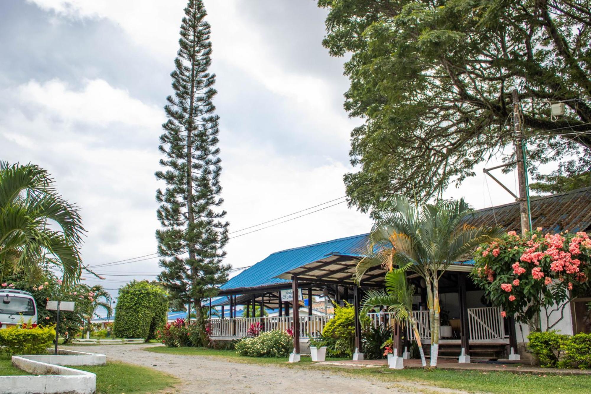 Hotel & Resort Villa Del Sol 투마코 외부 사진